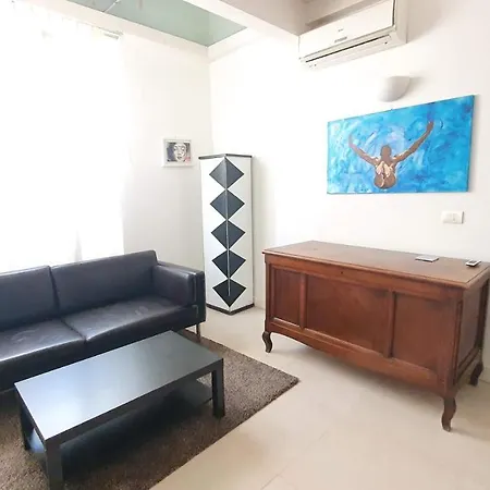 Urban - Apartment *