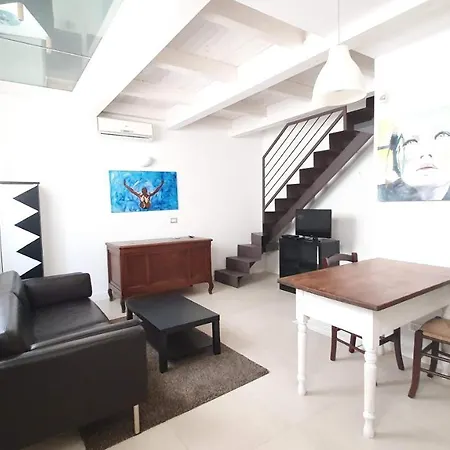 Apartment Urban - *
